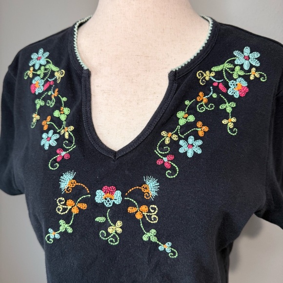 Gloria Vanderbilt Black Tee with Floral Embroidery - Picture 2 of 7